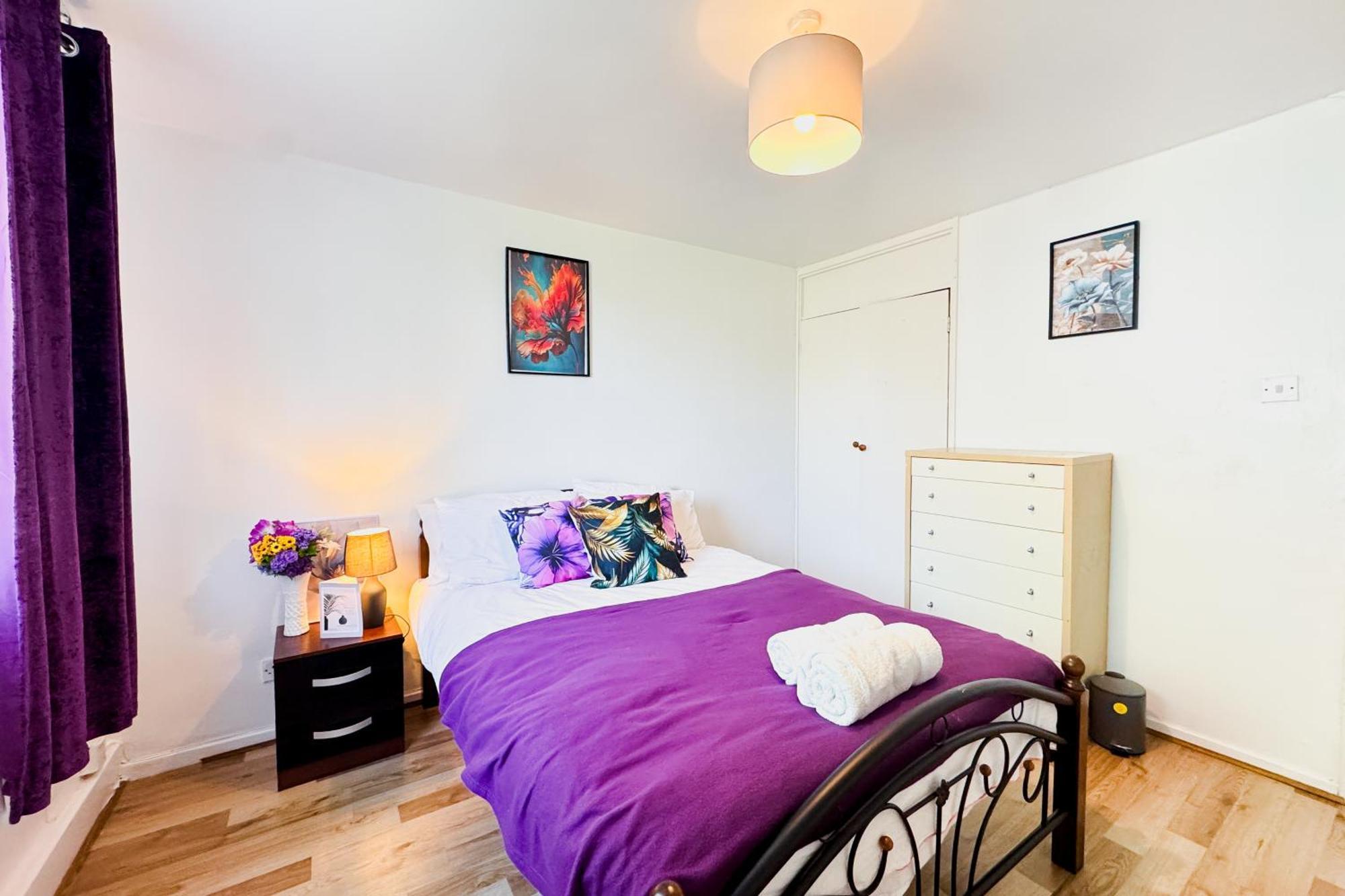 Camberwell Manor Apartment *